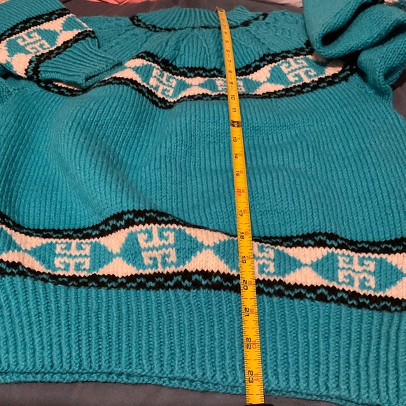 PULLOVER UNISEX HANDKNITTED - Picture 3 of 3